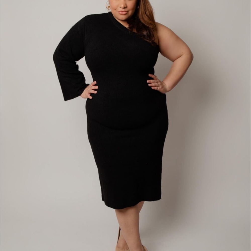 One shoulder black sweater dress with sleeve